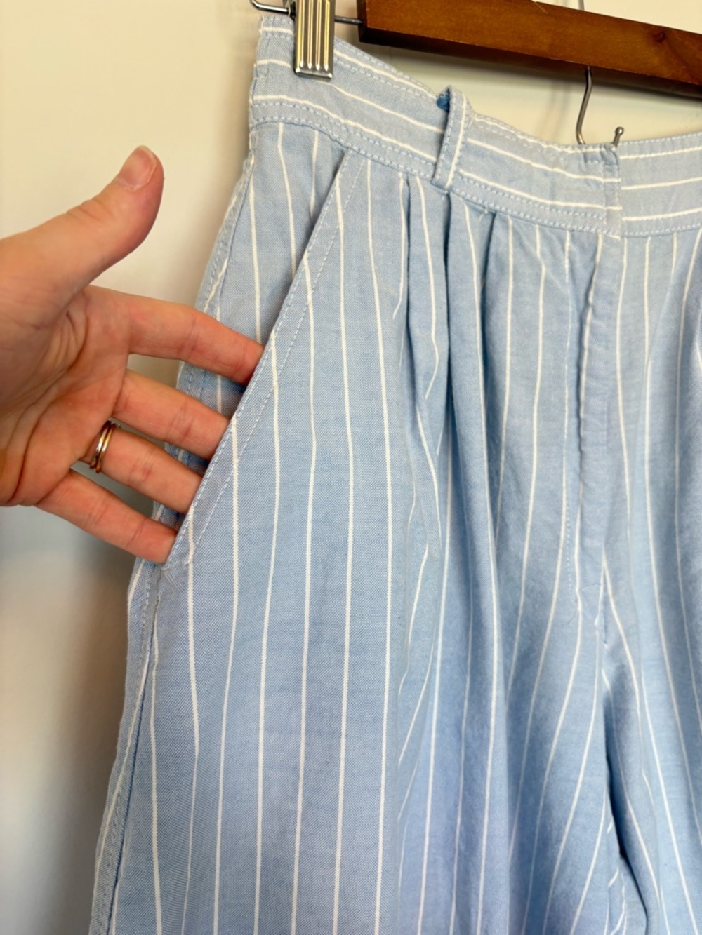 Vintage Chaus Pinstripe Crope Flare Wide Leg Pants Blue Size 10 - Picture 3 of 13